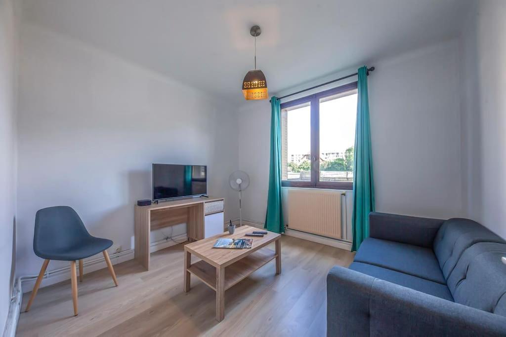Appartement Au Bord De La Leysse A Chambéry Eksteriør billede